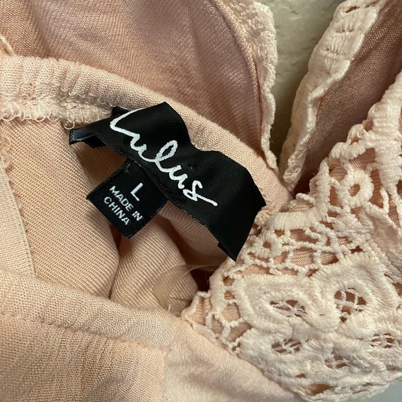 Lulu’s Star Spangled Pink Backless Lace Romper Size Large. - Picture 11 of 12